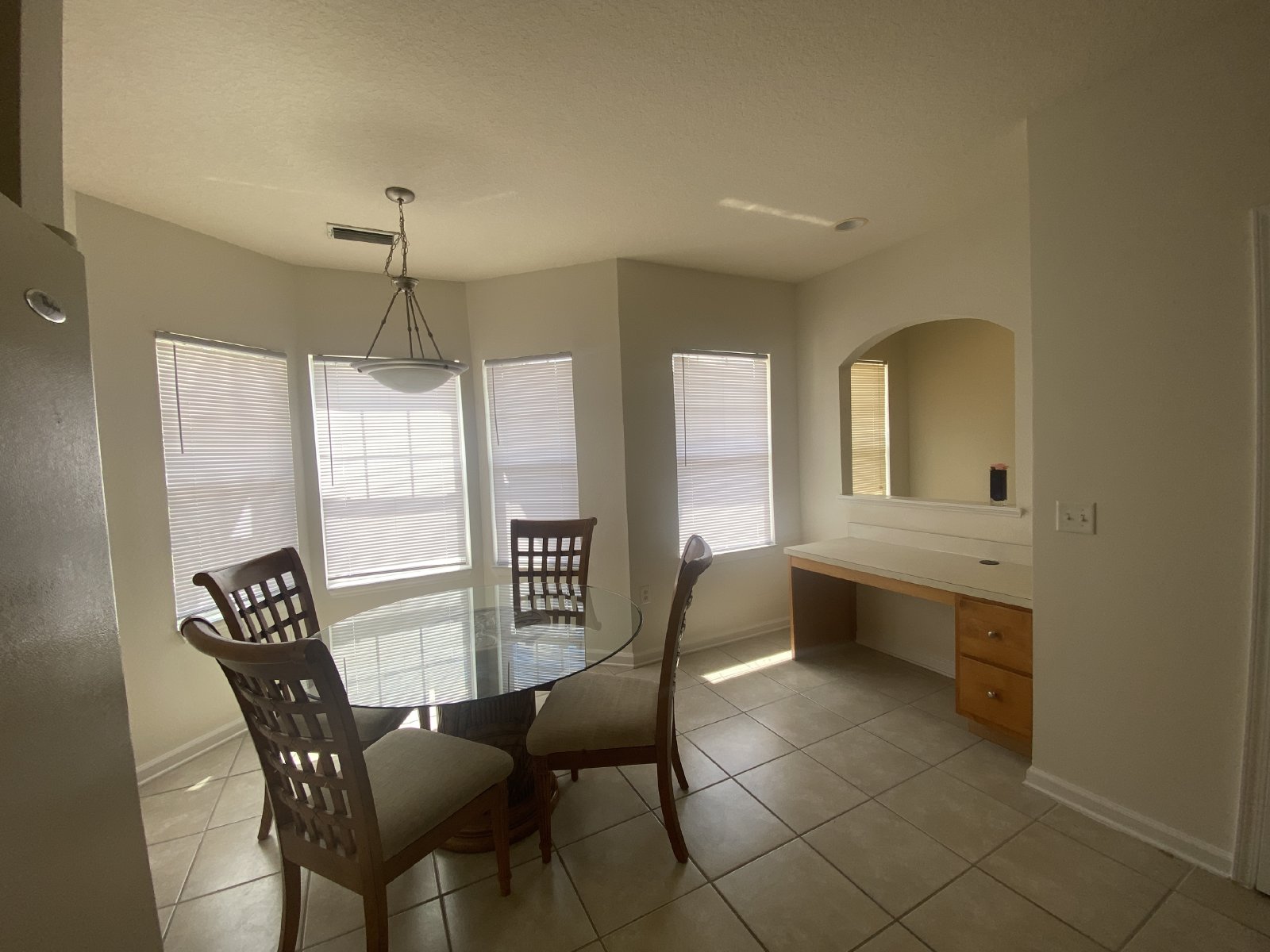 FOR SALE:  3 BEDROOM 2 BATH (W/SEPARATE OFFICE) SPACIOUS CONDO IN THE COTTAGES @ OAKLEAF PLANTATION property image