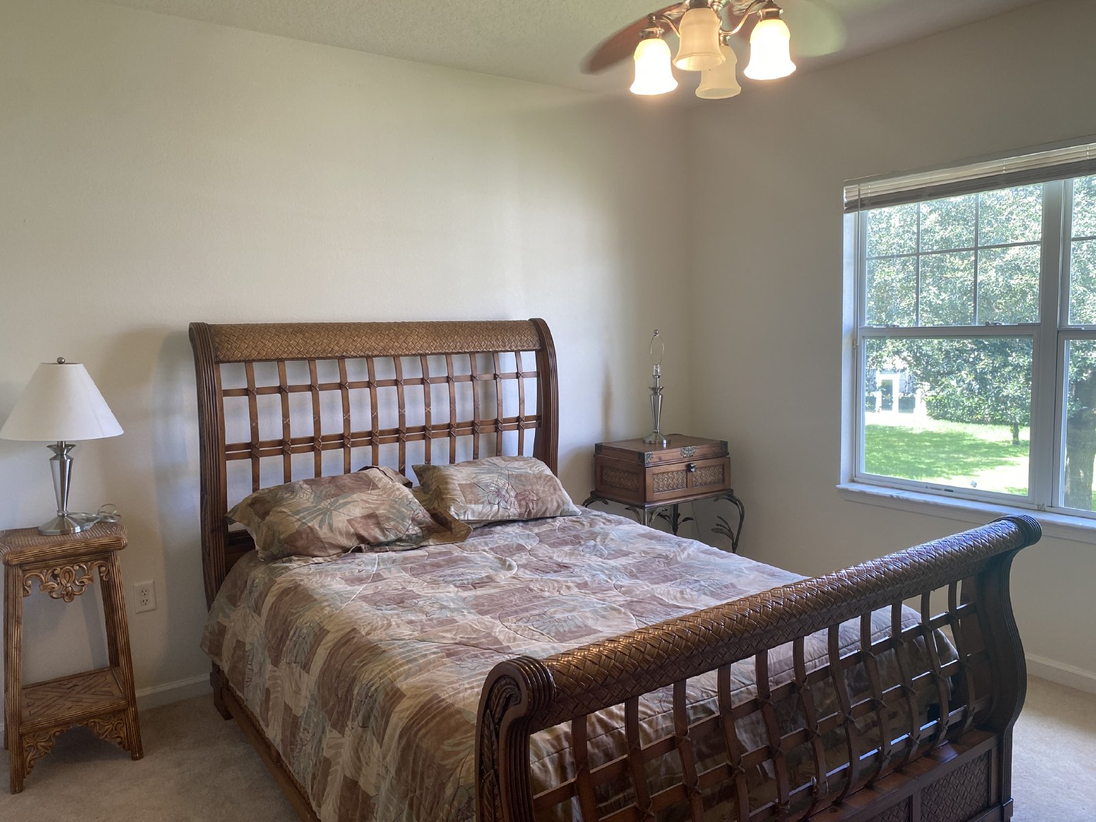 FOR SALE:  3 BEDROOM 2 BATH (W/SEPARATE OFFICE) SPACIOUS CONDO IN THE COTTAGES @ OAKLEAF PLANTATION property image